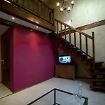 Neohotel Airport 汽车旅馆 4*