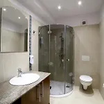 Neohotel Airport 汽车旅馆 斯兹格里斯